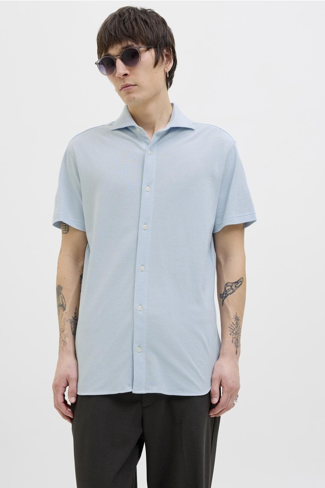 JPRBLALANCE PIQUE S/S SHIRT SMU 12275652 CHAMBRAY BLUE